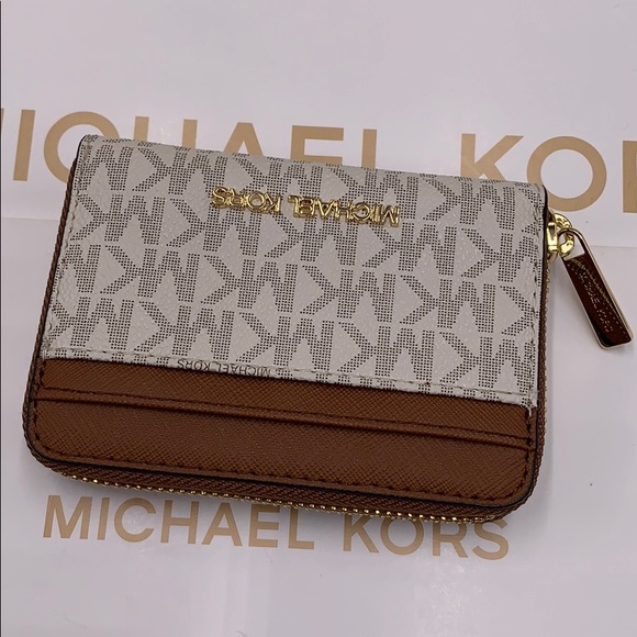 MICHAEL KORS JET SET TRAVEL MD ZA CARD CASE - Picture 4 of 16